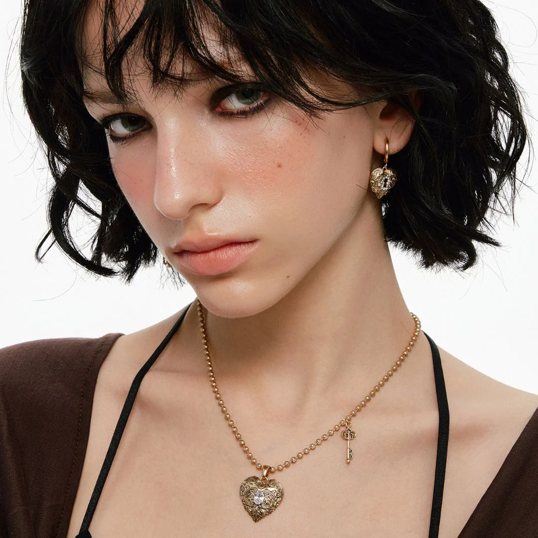 Aveline Necklace - Image 3