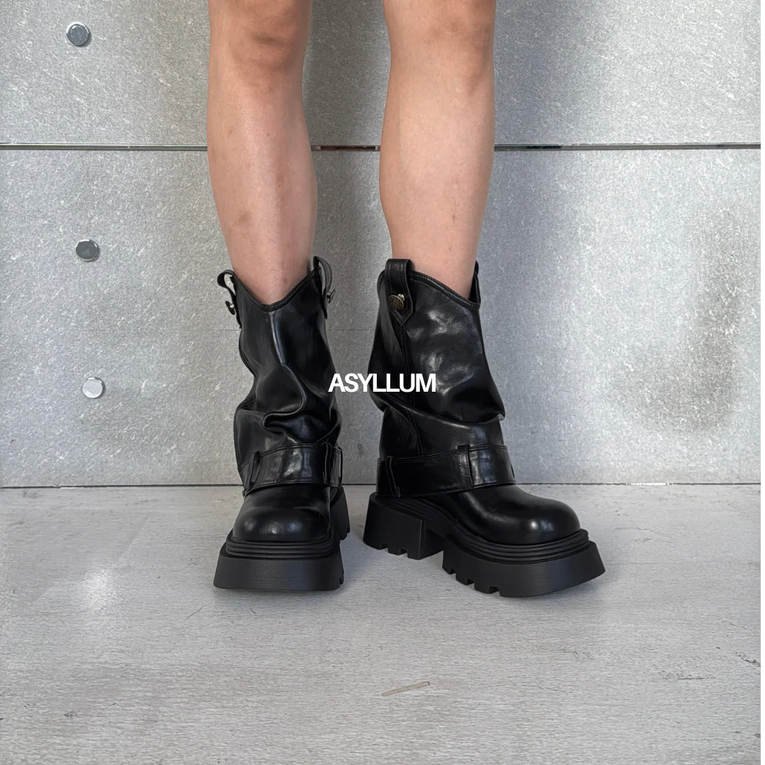Kaia Slouch Boots - Image 4