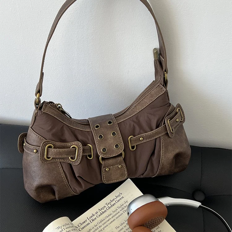 Nicole Baguette Bag - Image 3
