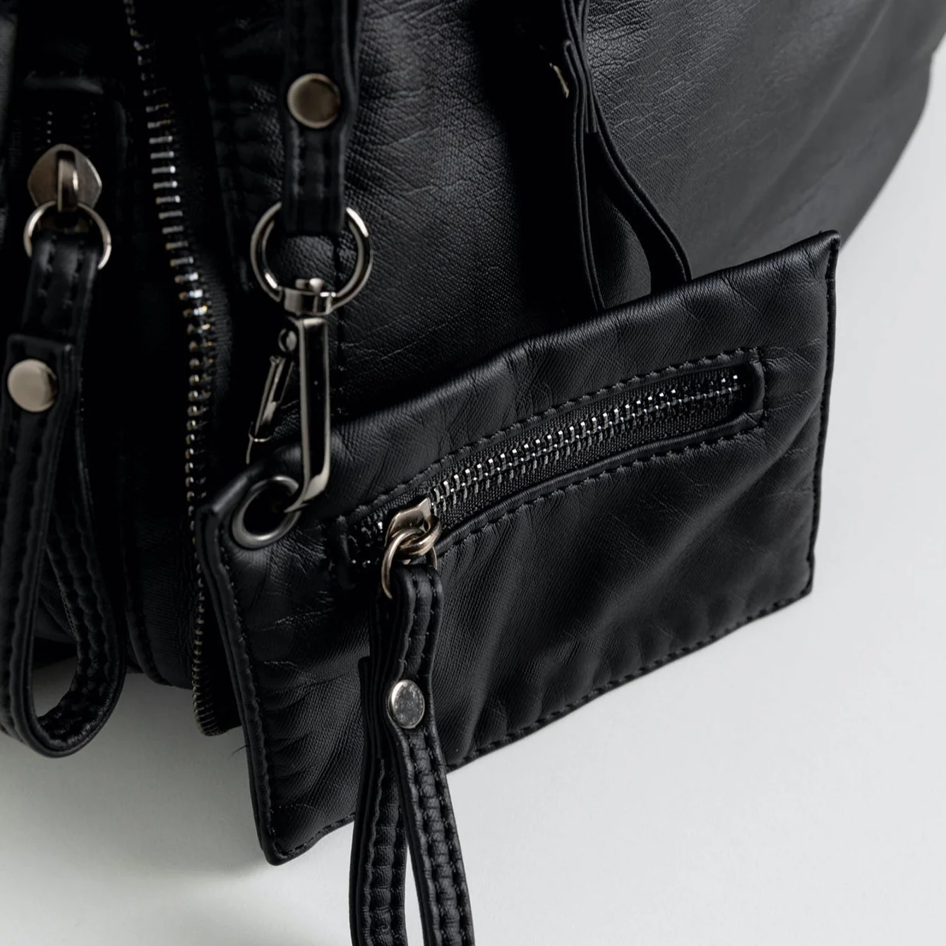 Quinn XL Tote Bag - Image 10