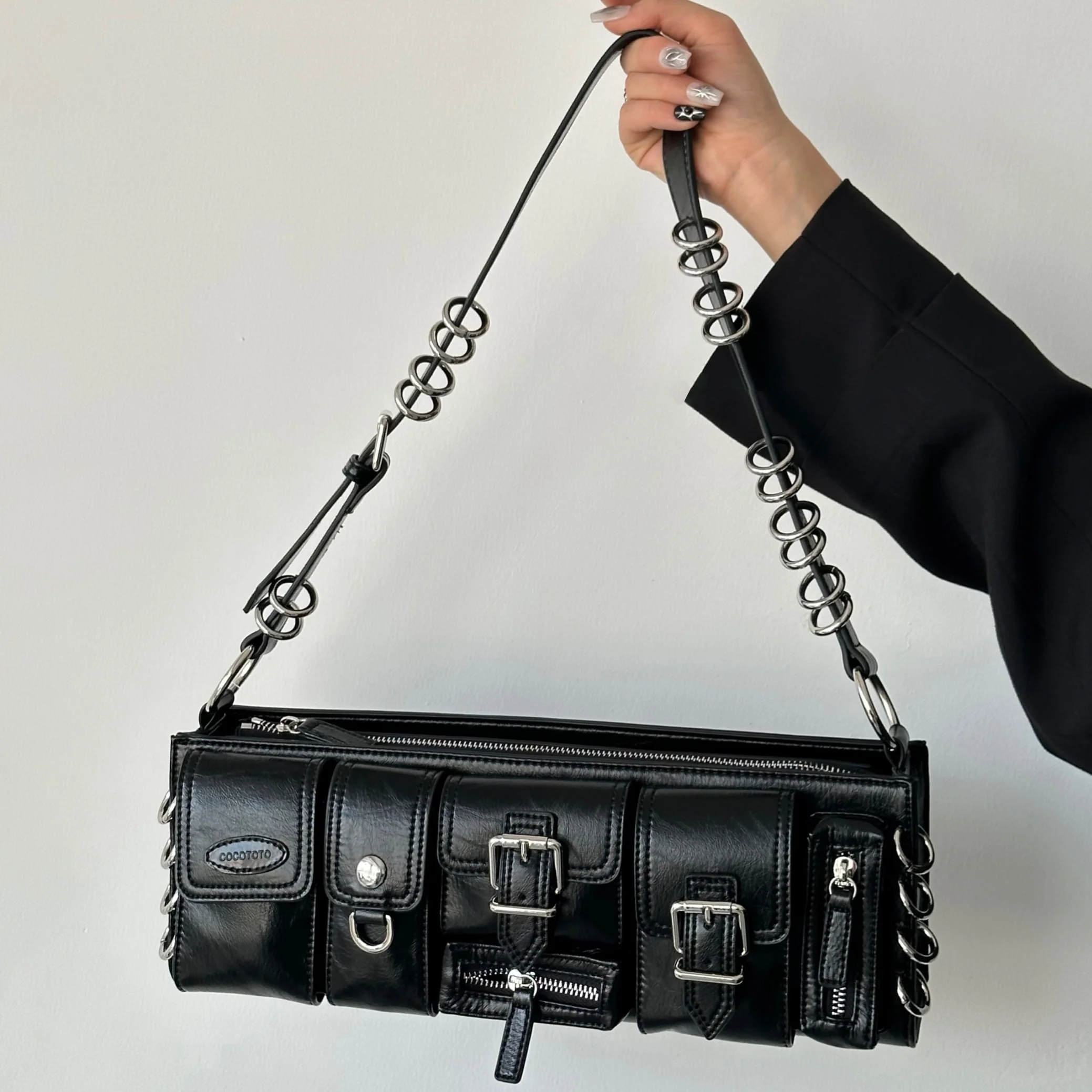 Asyllum Talia 2-Way Ring Bag - Image 5